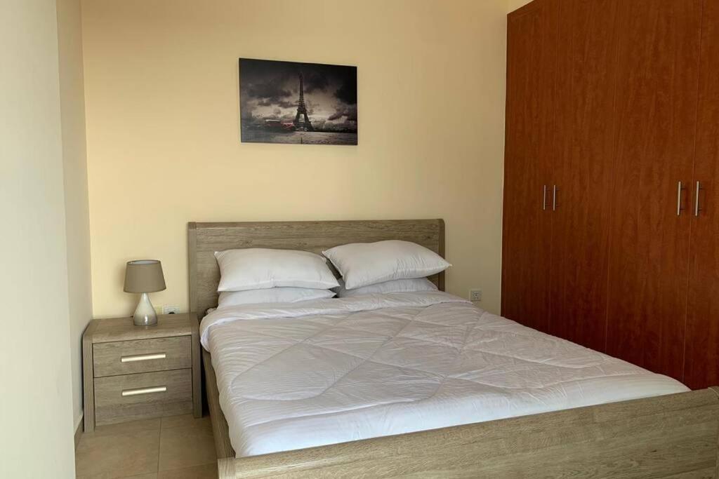 Cozy 2Bhk Near To Dmcc Metro Station -505 Apartment Dubai Bagian luar foto