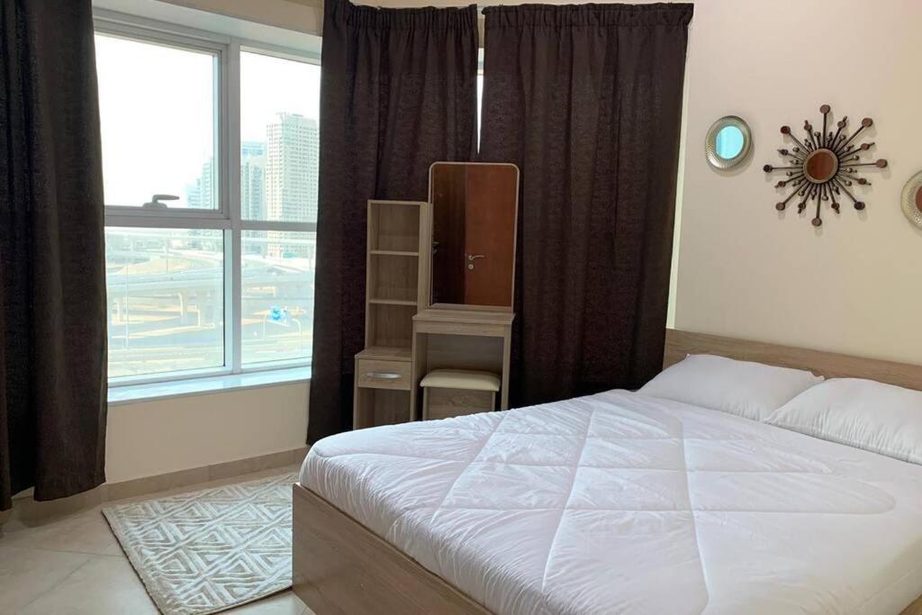 Cozy 2Bhk Near To Dmcc Metro Station -505 Apartment Dubai Bagian luar foto